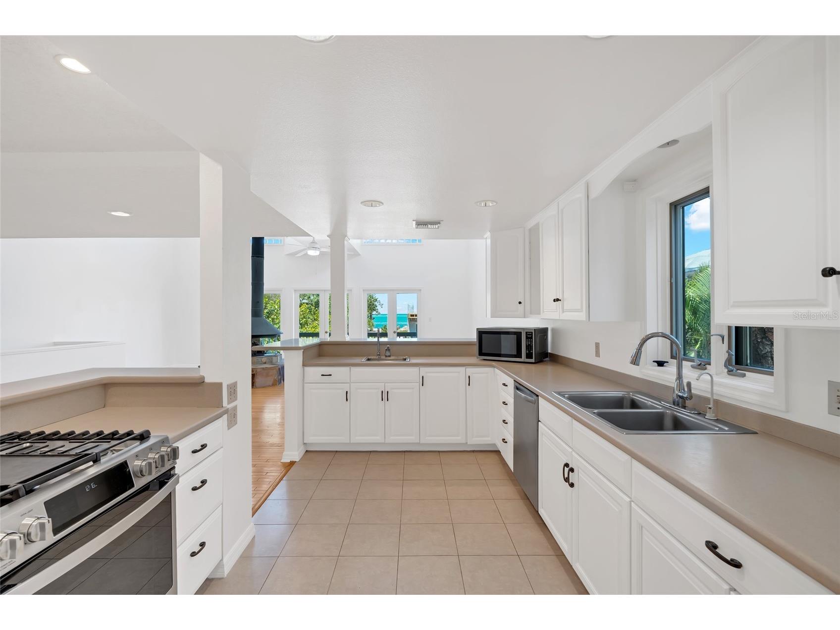 4051 Shell Road Siesta Key FL 34242 - GULF OF MEXICO A4695400 image16