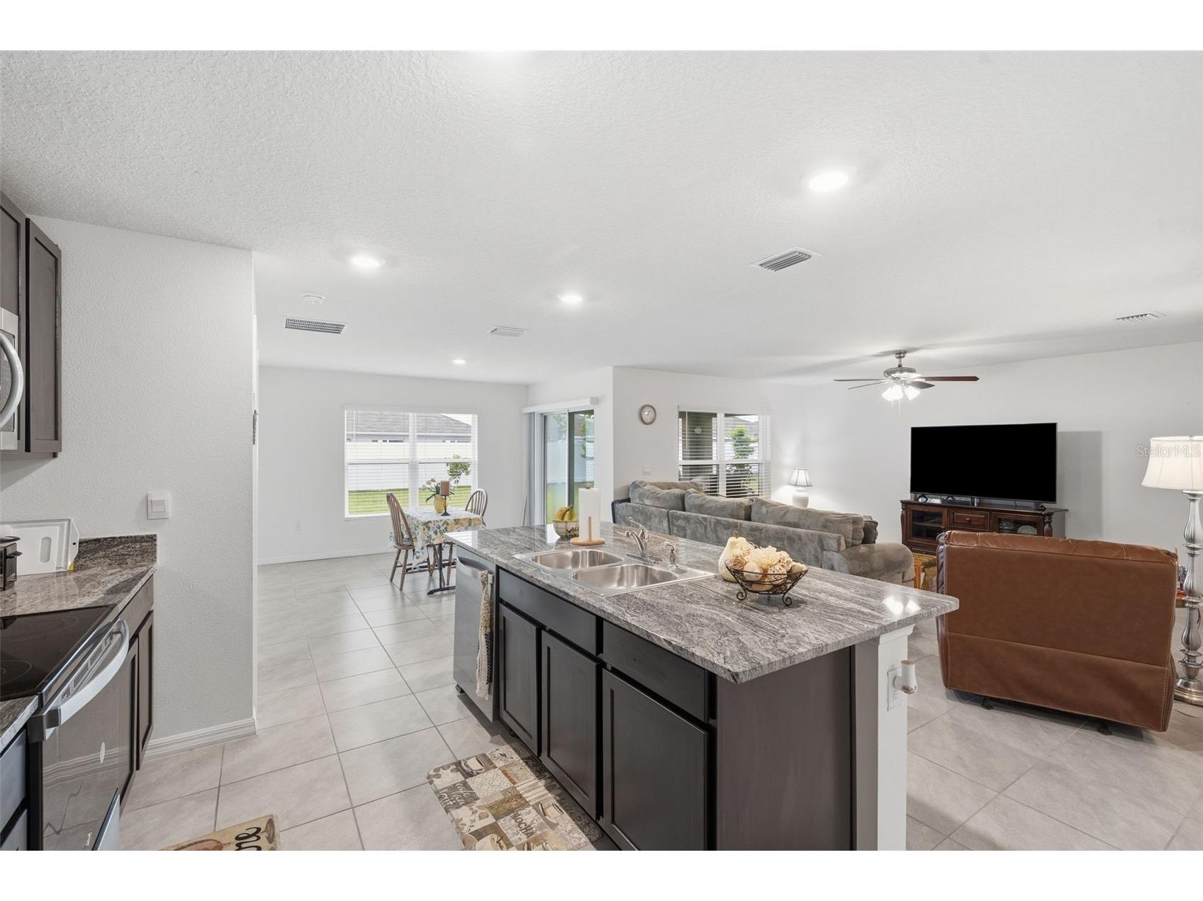 4052 Autumn Amber Drive Spring Hill FL 34609 W7887132 image12