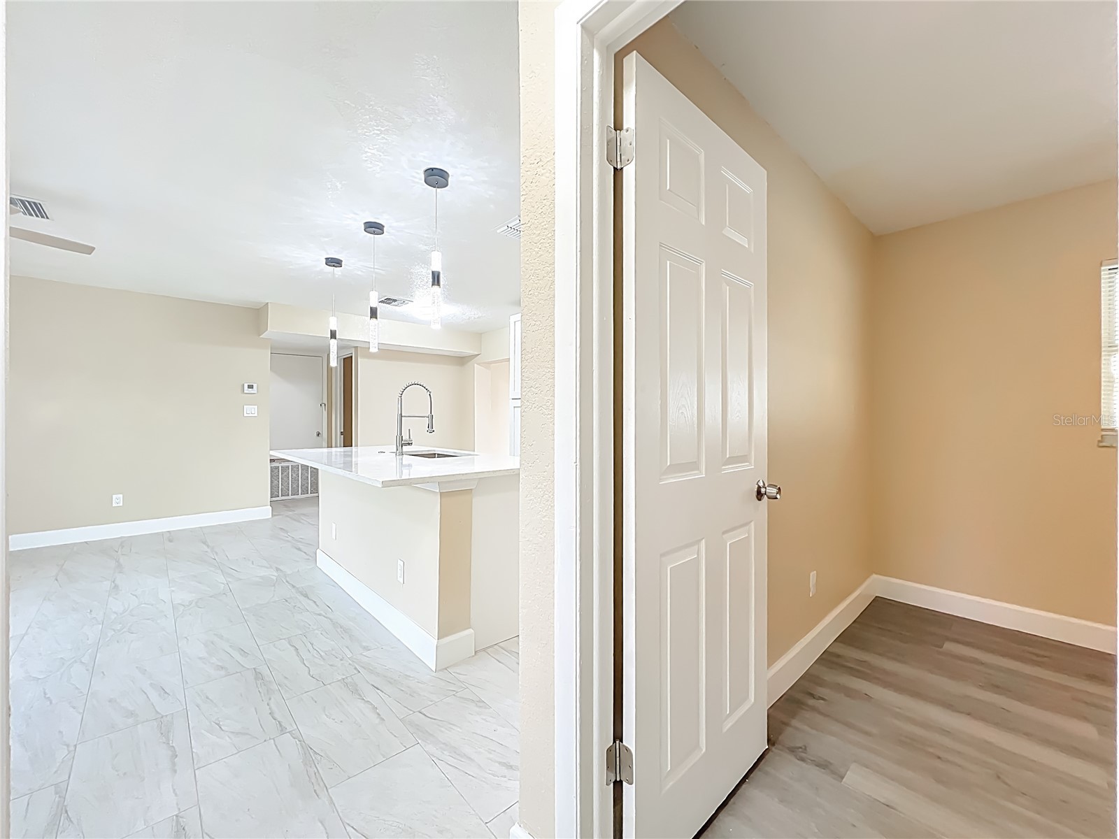 4052 Castlegate Drive Orlando FL 32839 O6377569 image15