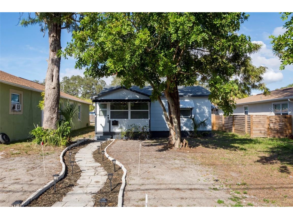 4053 15th Avenue S Saint Petersburg FL 33711 U8223894 image1