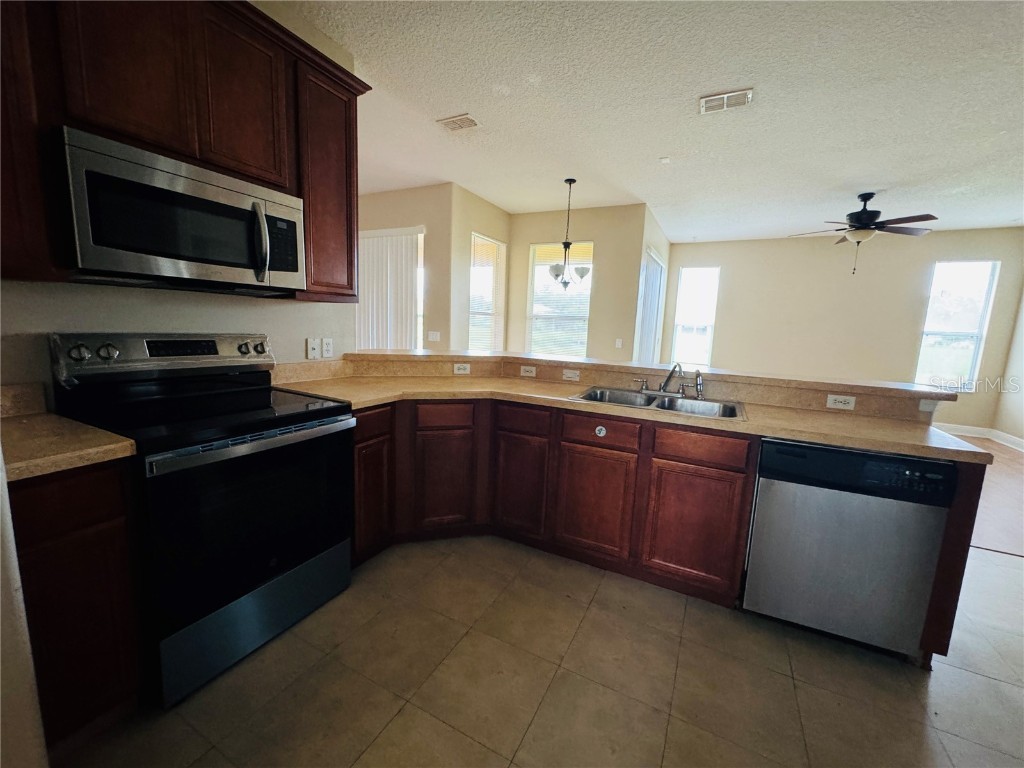 4053 Clipper Court Kissimmee FL 34746 S5137289 image10