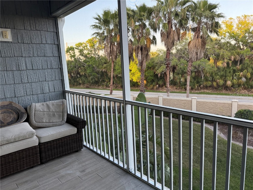 4053 Rocky Shores Dr Tampa FL 33634 TB8373777 image22