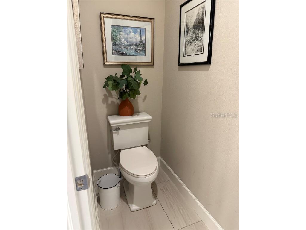 4053 Rocky Shores Dr Tampa FL 33634 TB8373777 image24