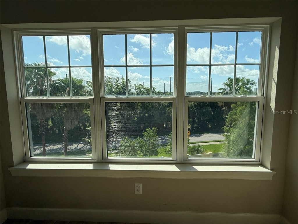 4053 Rocky Shores Dr Tampa FL 33634 TB8373777 image32