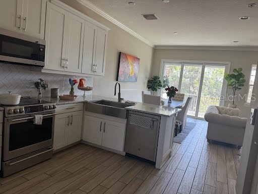 4053 Rocky Shores Dr Tampa FL 33634 TB8373777 image7