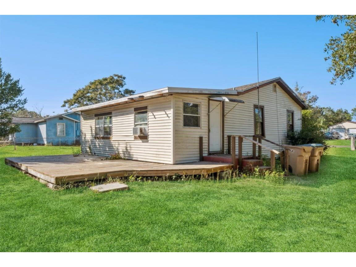 40542 W 3rd Avenue Umatilla FL 32784 O6361523 image2