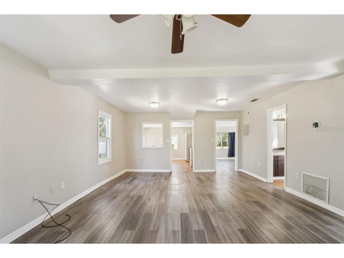 40542 W 3rd Avenue Umatilla FL 32784 O6361523 image8