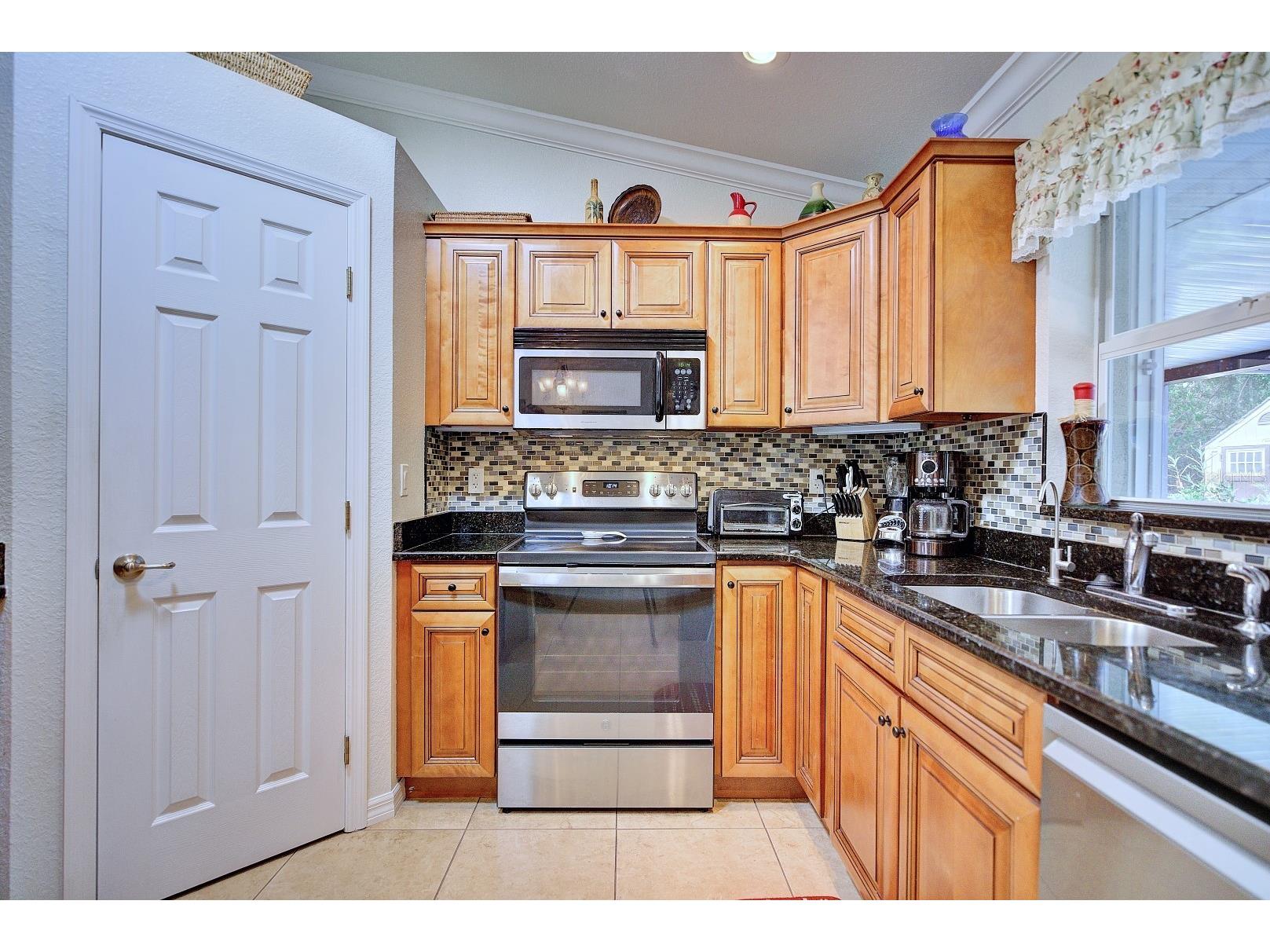 4055 Santa Barbara Drive Sebring FL 33875 OM726018 image10