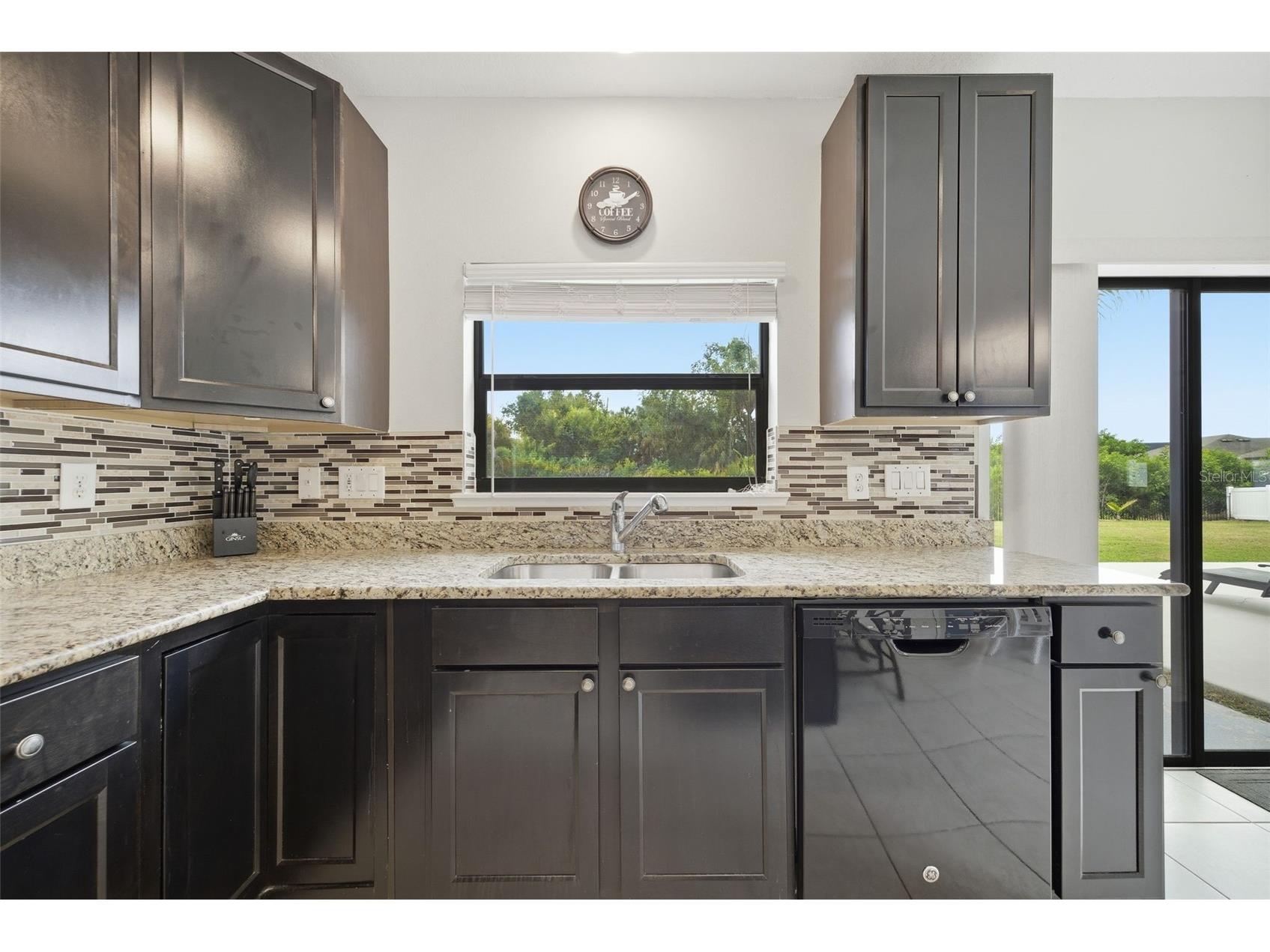 4055 Wayfarer Way Palmetto FL 34221 A4697182 image12