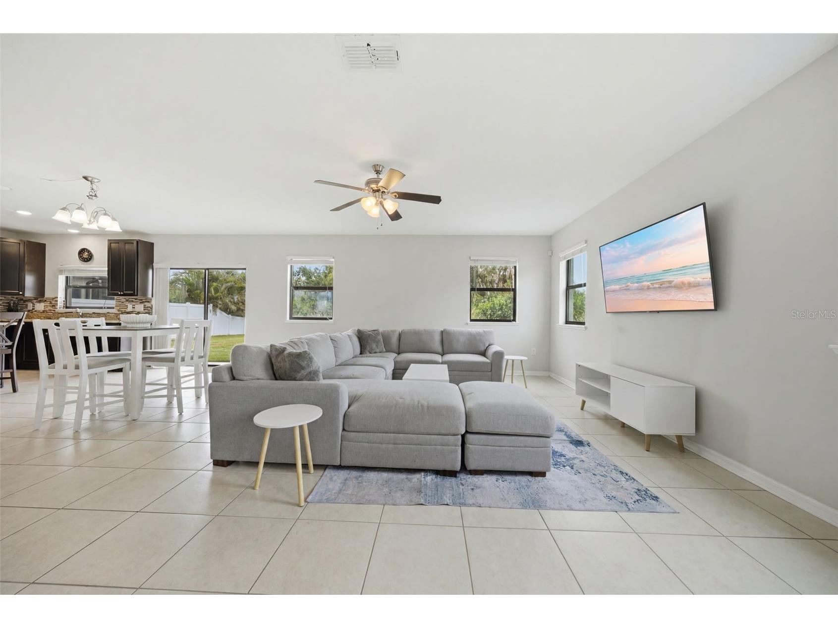 4055 Wayfarer Way Palmetto FL 34221 A4697182 image5