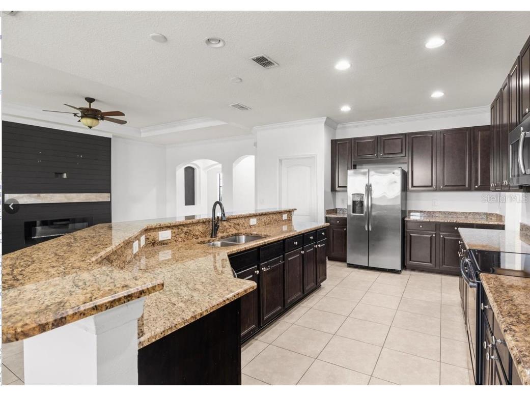 4056 Sunset Lake Drive Lakeland FL 33810 TB8513079 image3
