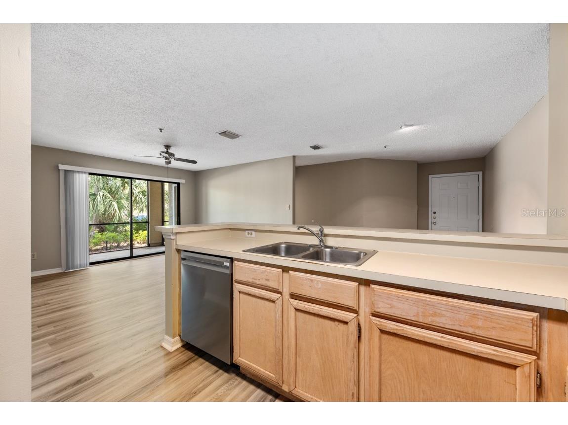 4057 Crockers Lake Boulevard #13 Sarasota FL 34238 A4653833 image7