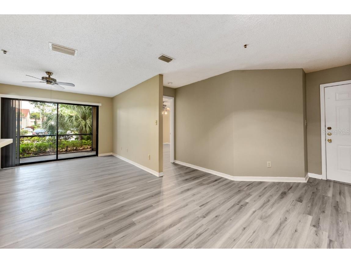 4057 Crockers Lake Boulevard #13 Sarasota FL 34238 A4653833 image8