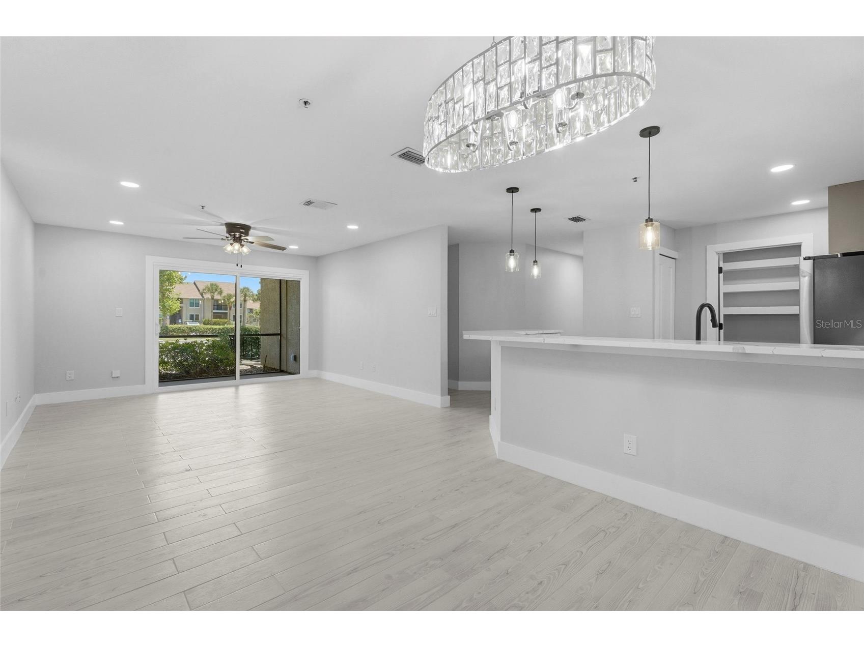4057 Crockers Lake Boulevard #17 Sarasota FL 34238 A4698350 image19