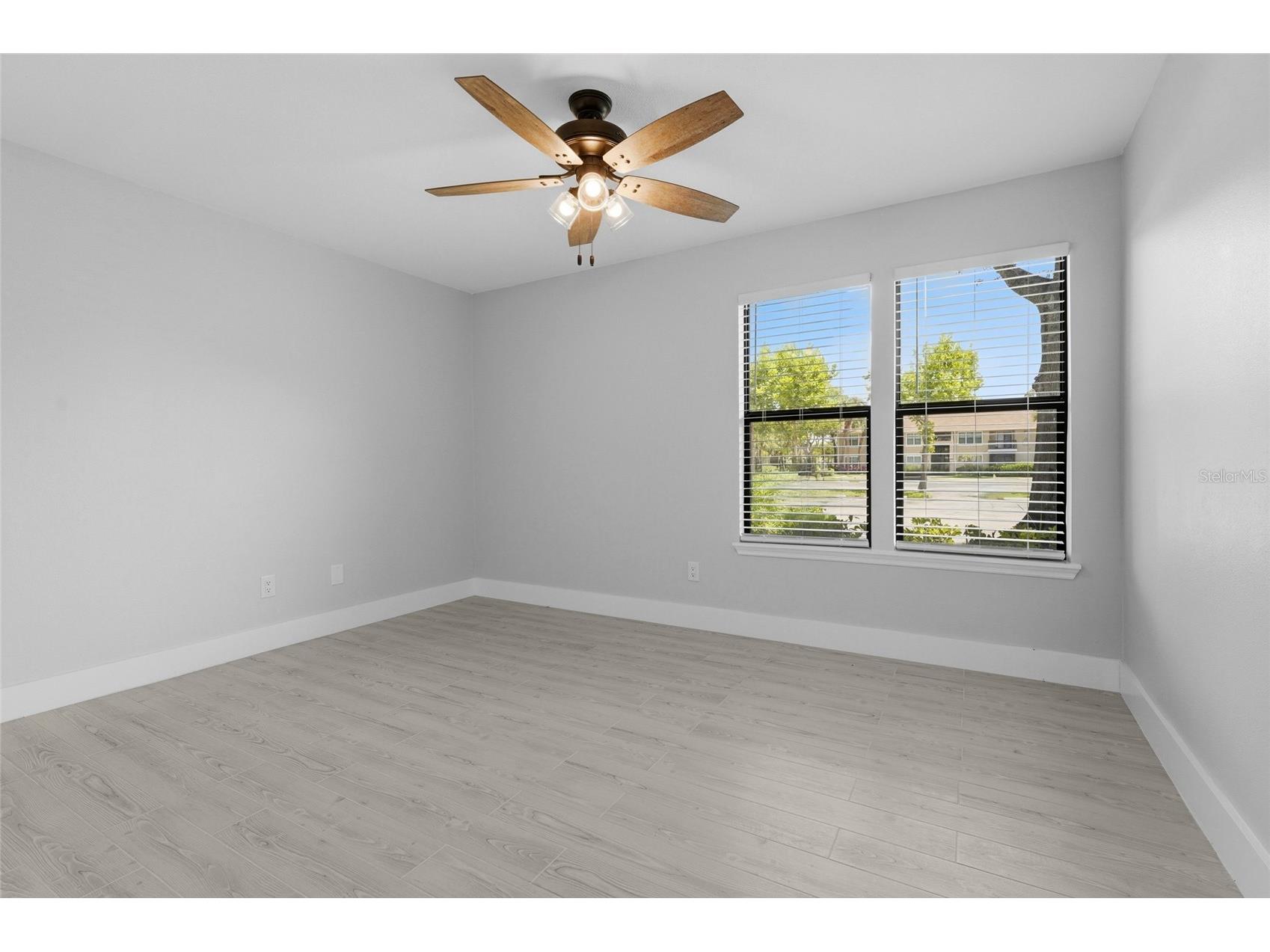 4057 Crockers Lake Boulevard #17 Sarasota FL 34238 A4698350 image32