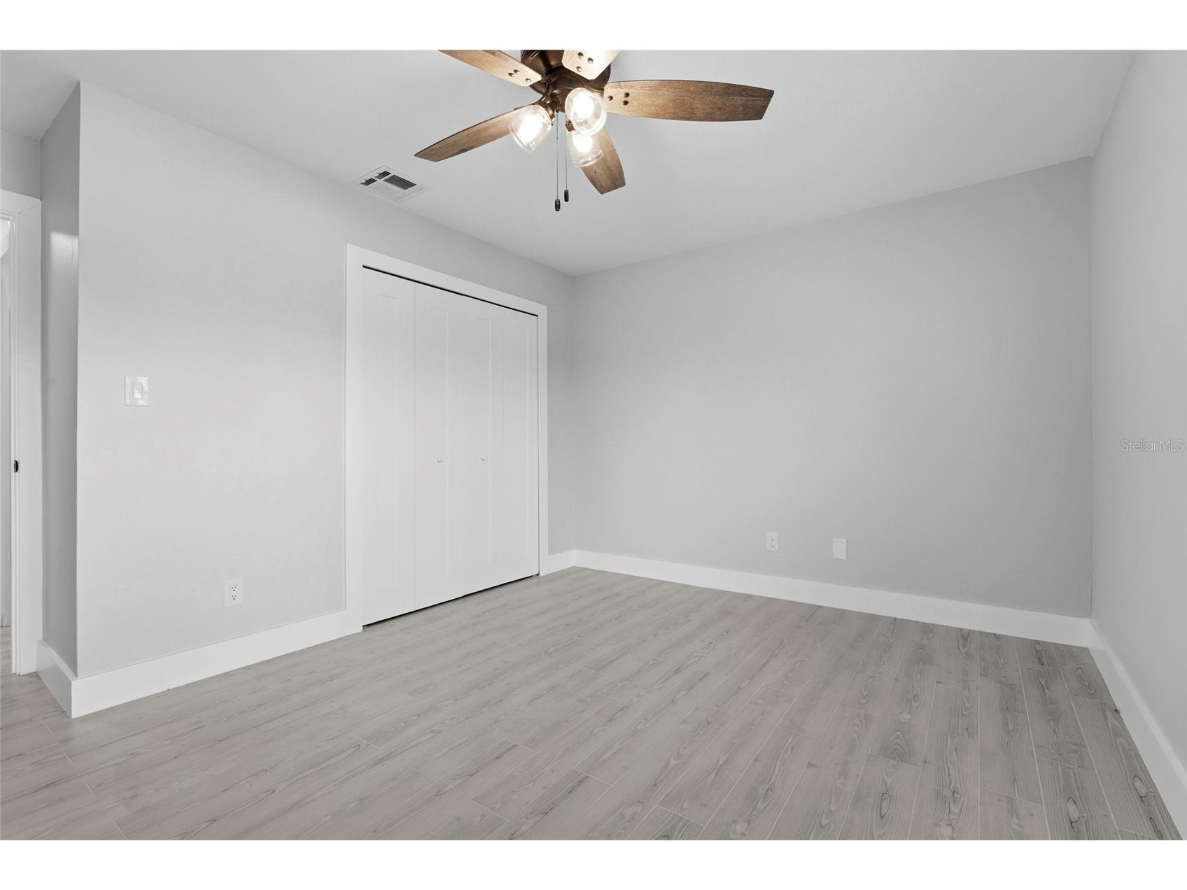 4057 Crockers Lake Boulevard #17 Sarasota FL 34238 A4698350 image33