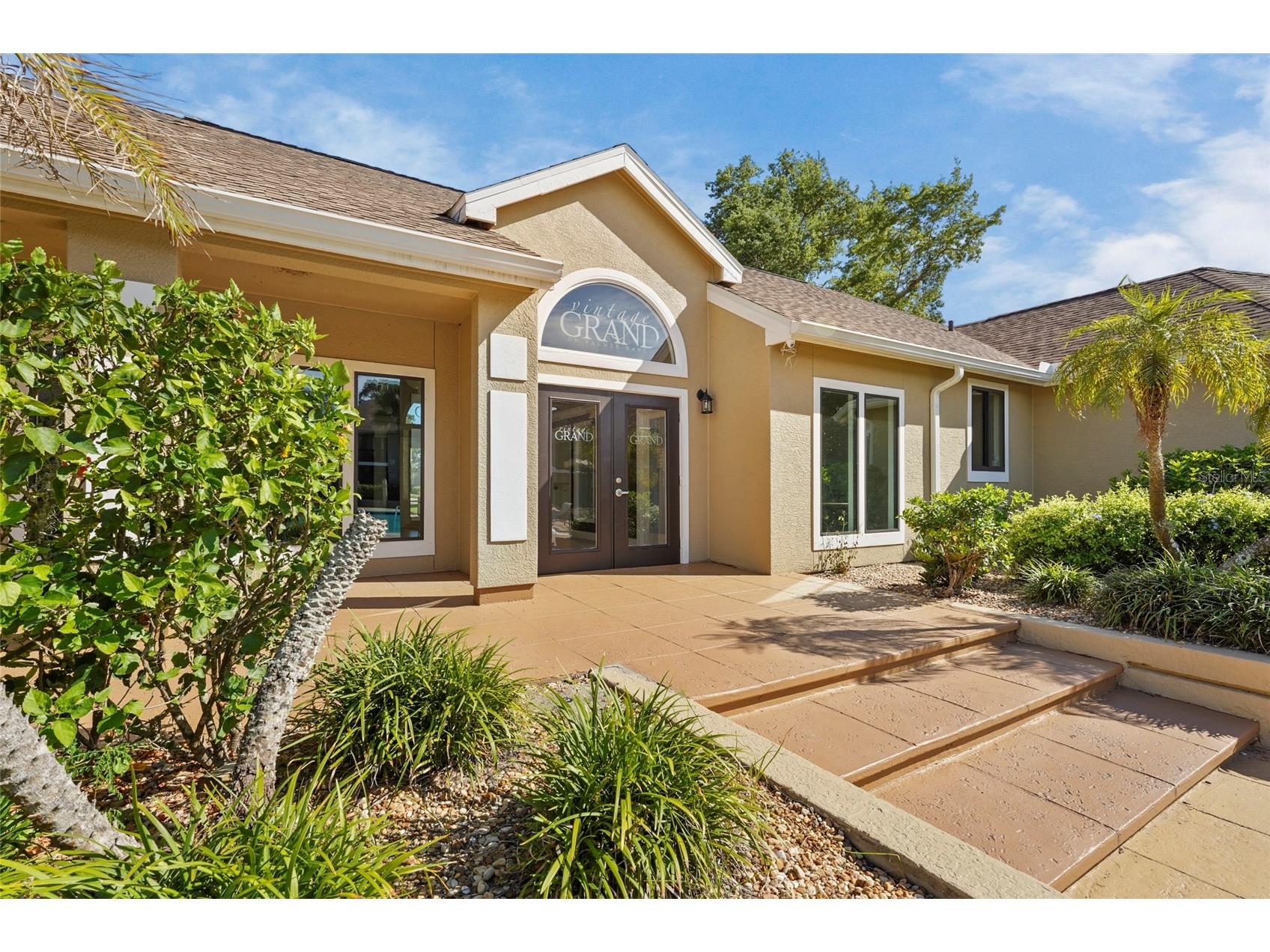 4057 Crockers Lake Boulevard #17 Sarasota FL 34238 A4698350 image52