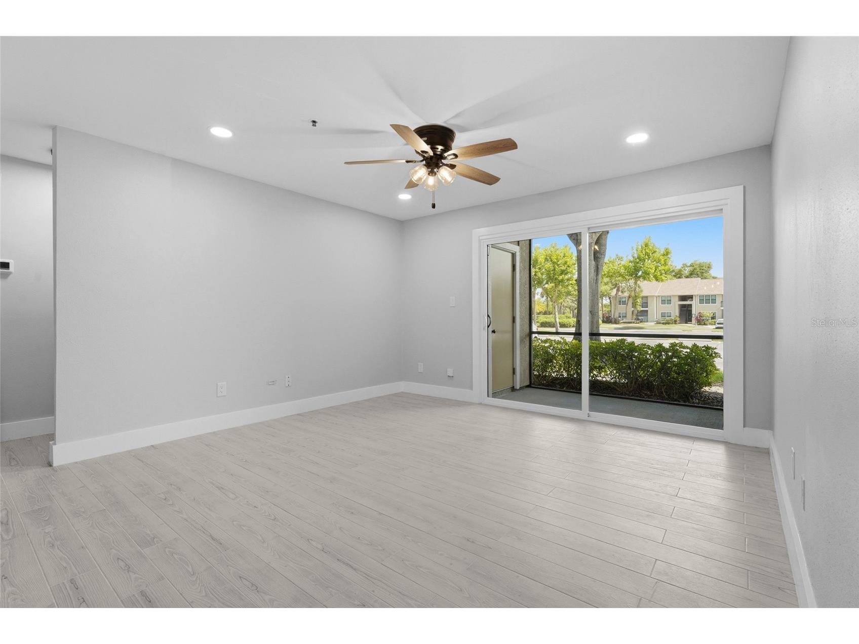 4057 Crockers Lake Boulevard #17 Sarasota FL 34238 A4698350 image6