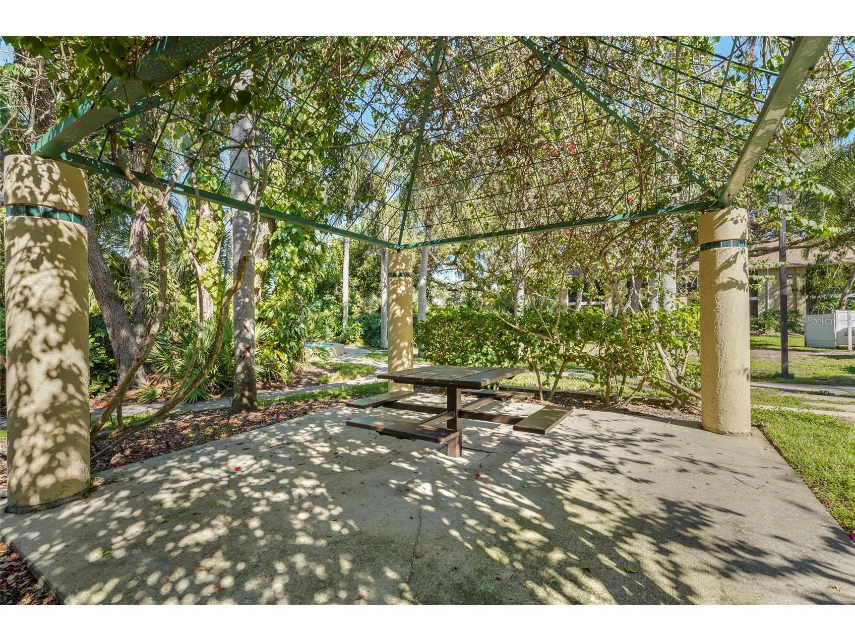 4057 Crockers Lake Boulevard #17 Sarasota FL 34238 A4698350 image64