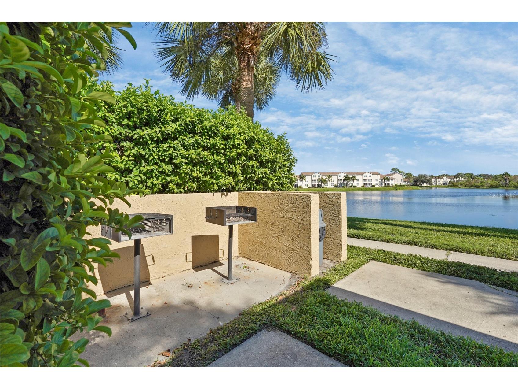 4057 Crockers Lake Boulevard #17 Sarasota FL 34238 A4698350 image71
