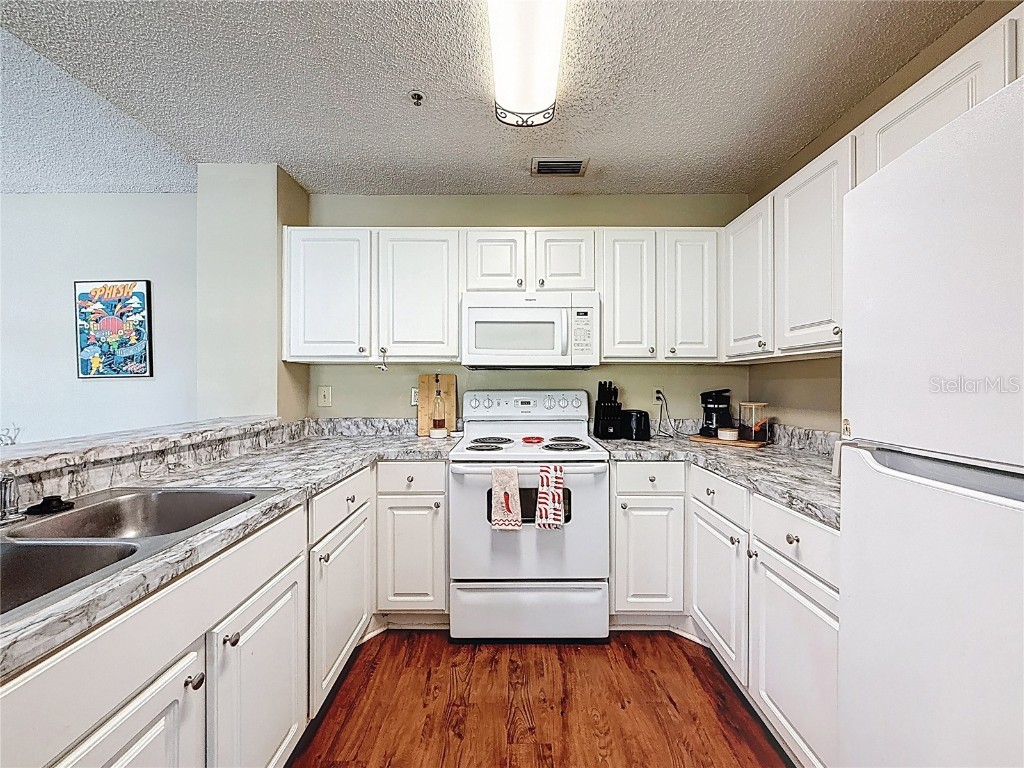 4057 N Crockers Lake Boulevard #23 Sarasota FL 34238 S5138795 image11