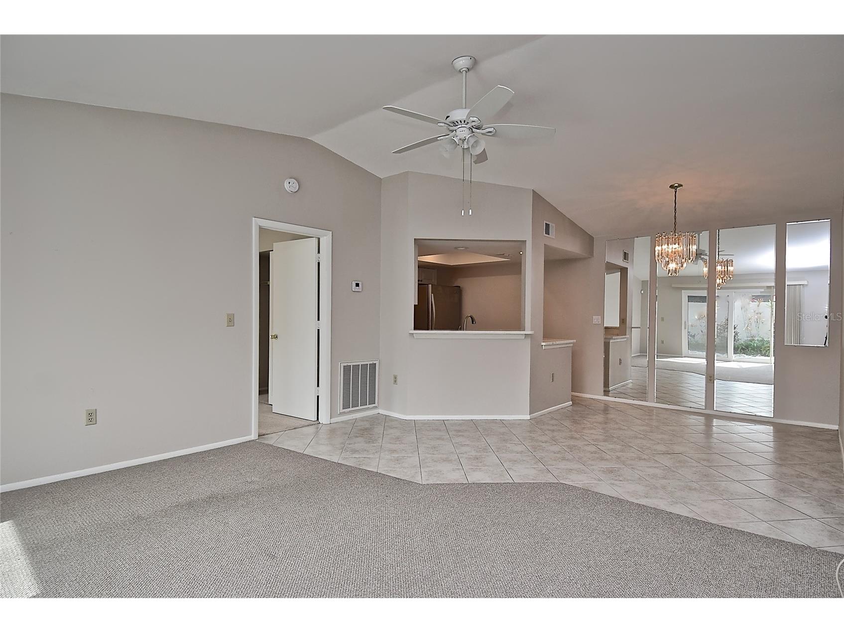 4058 Center Pointe Place #28A Sarasota FL 34233 A4678831 image3
