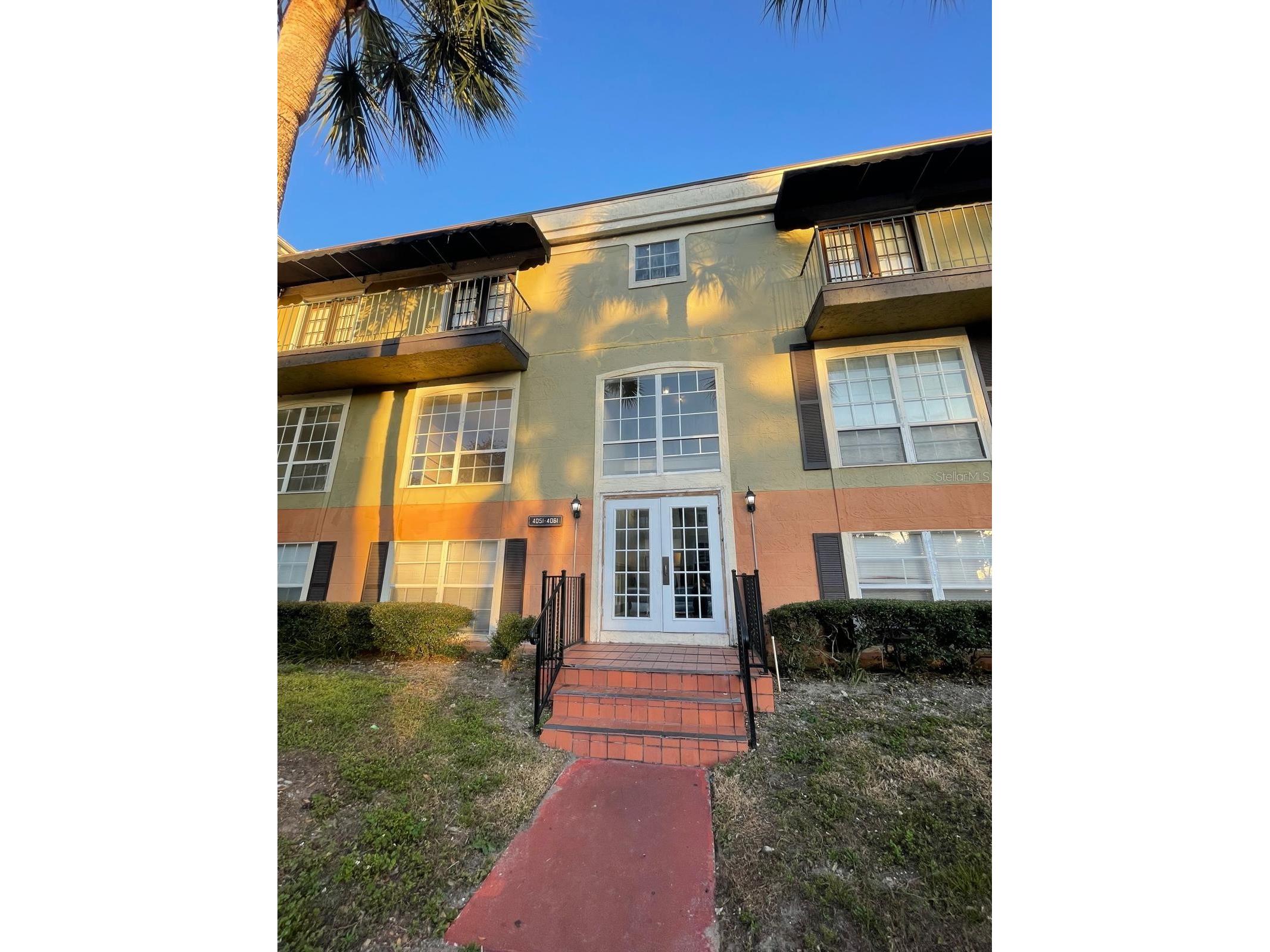 4059 Dijon Drive #4059J Orlando FL 32808 O6390335 image1