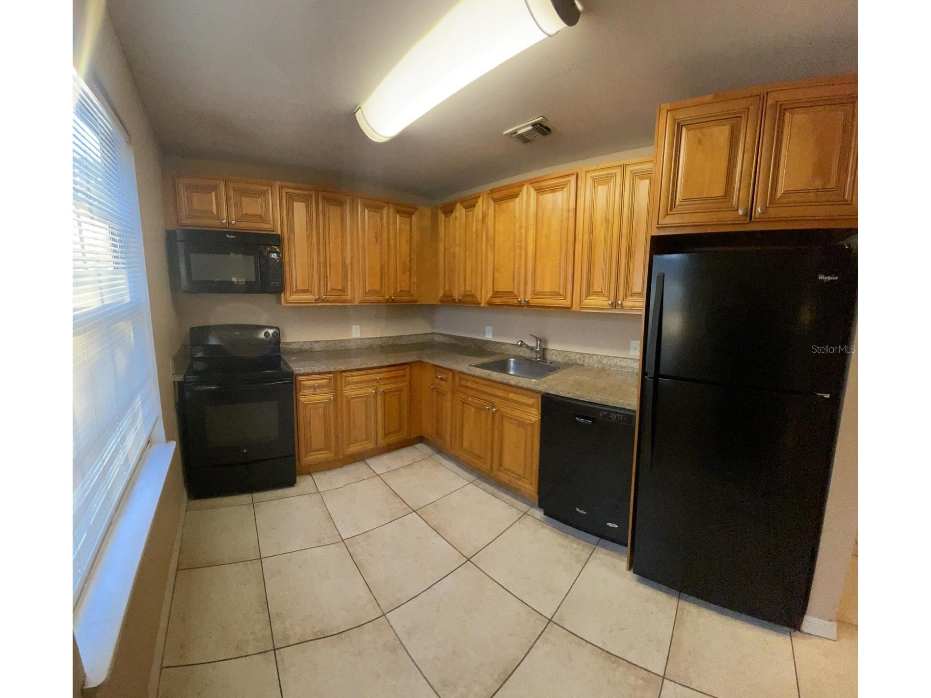 4059 Dijon Drive #4059J Orlando FL 32808 O6390335 image3