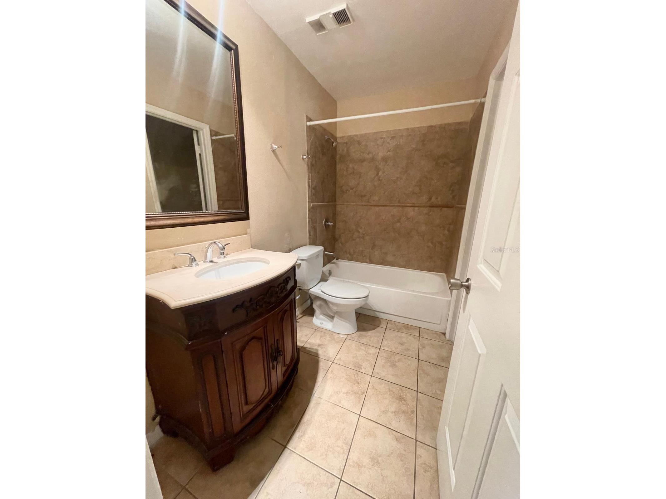 4059 Dijon Drive #4059J Orlando FL 32808 O6390335 image8