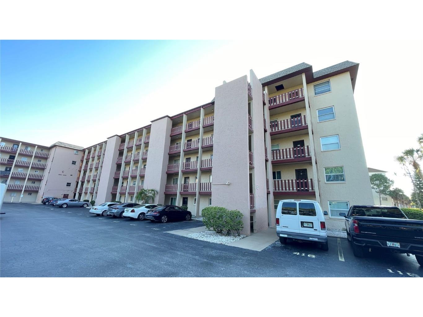 4059 Lake Bayshore Drive #C214 Bradenton FL 34205 A4591547 image1