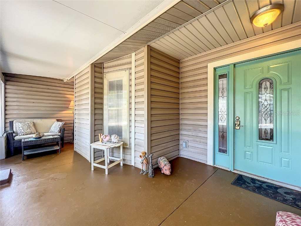 406 1st Street Geneva FL 32732 O6140172 image1