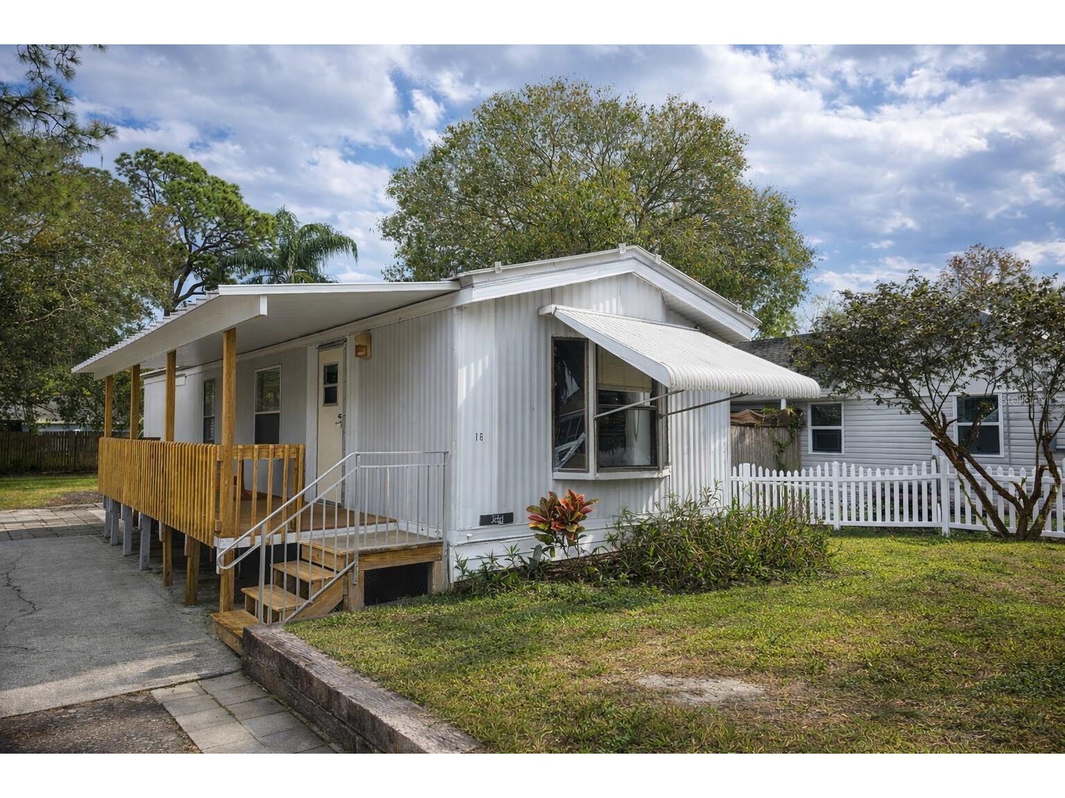 406 Avant Street Sarasota FL 34232 A4680734 image1