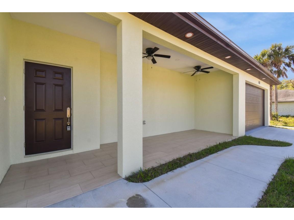 406 Border Street Port Charlotte FL 33953 A4672362 image3