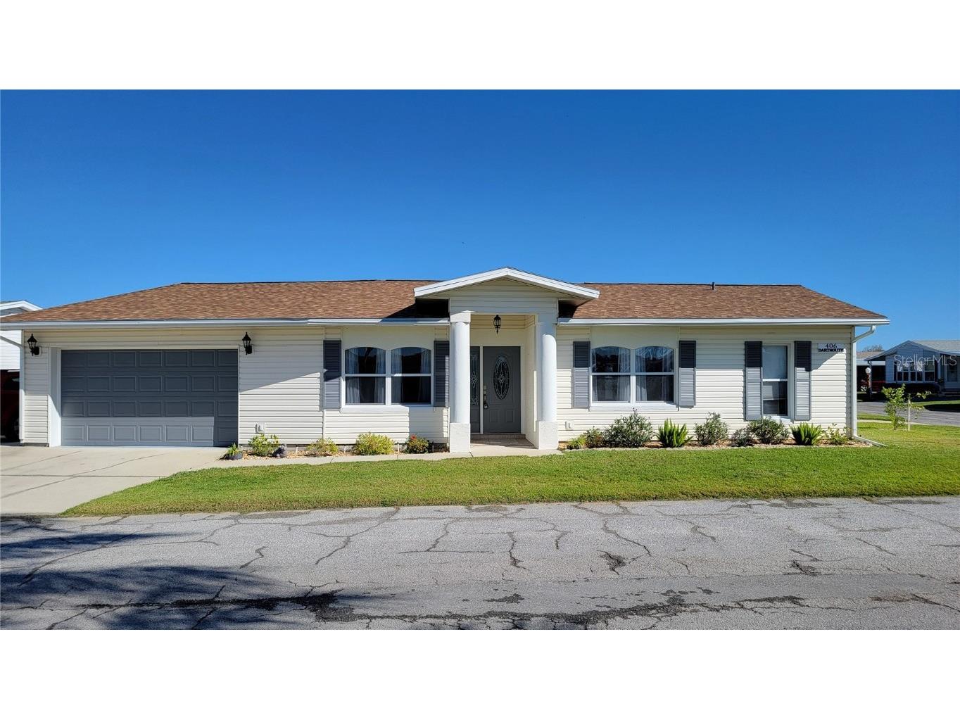 406 Dartmouth Drive Haines City FL 33844 - LAKE HENRY P4927857 image1
