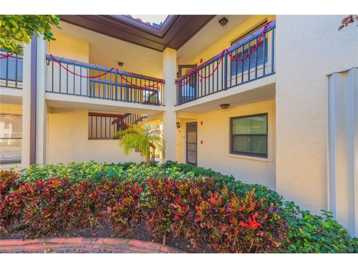 406 Hammock Pine Boulevard #406 Clearwater FL 33761 TB8330325 image1