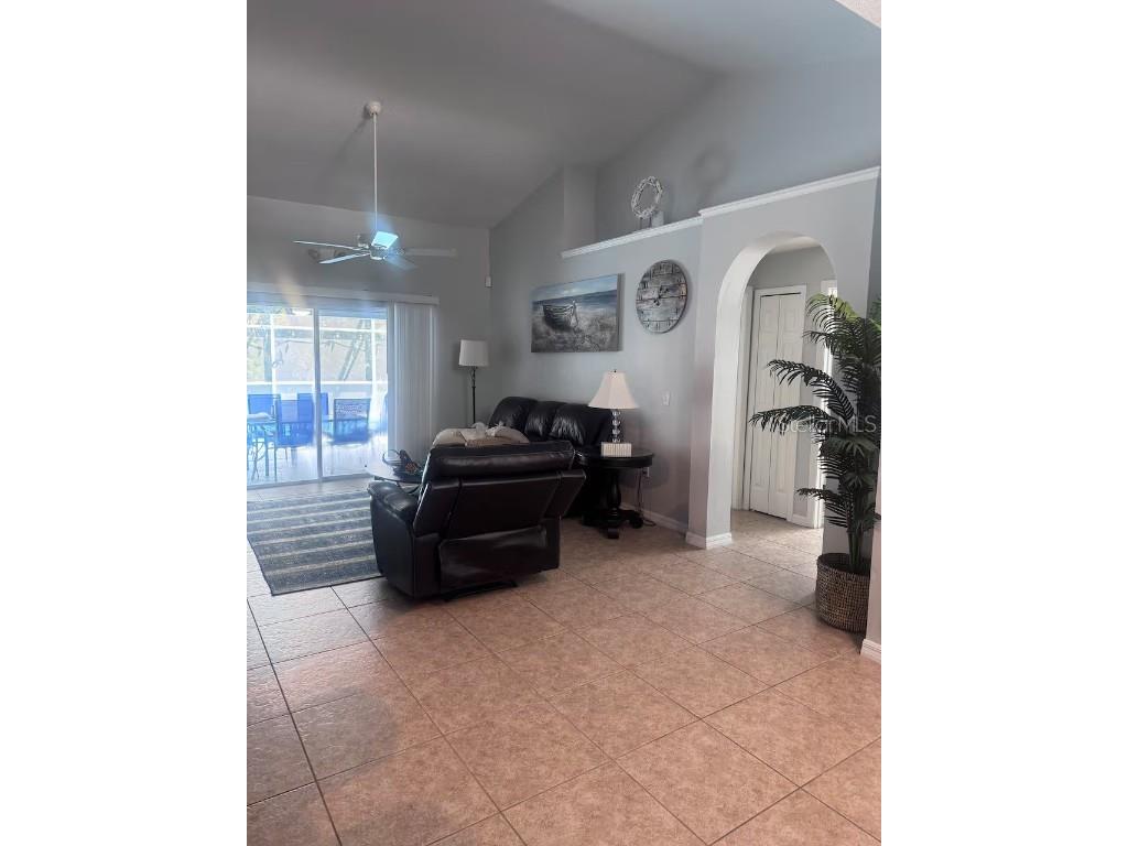 406 Lake Shore Parkway Davenport FL 33896 S5138379 image4