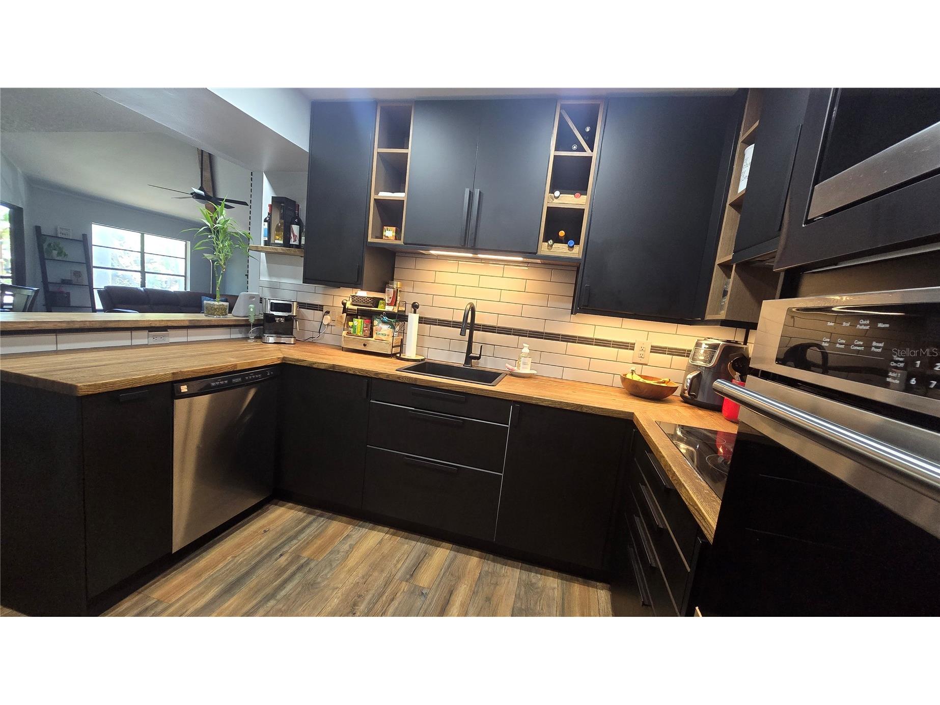 406 Lennox Road W Palm Harbor FL 34683 TB8501228 image10