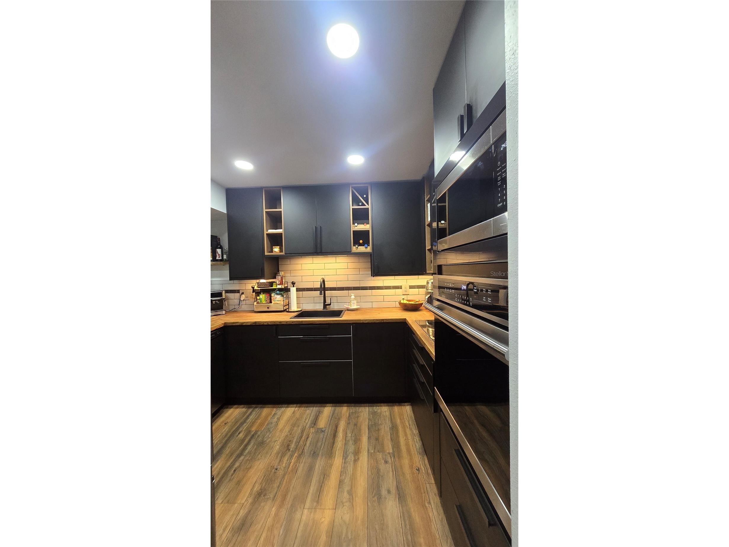 406 Lennox Road W Palm Harbor FL 34683 TB8501228 image11