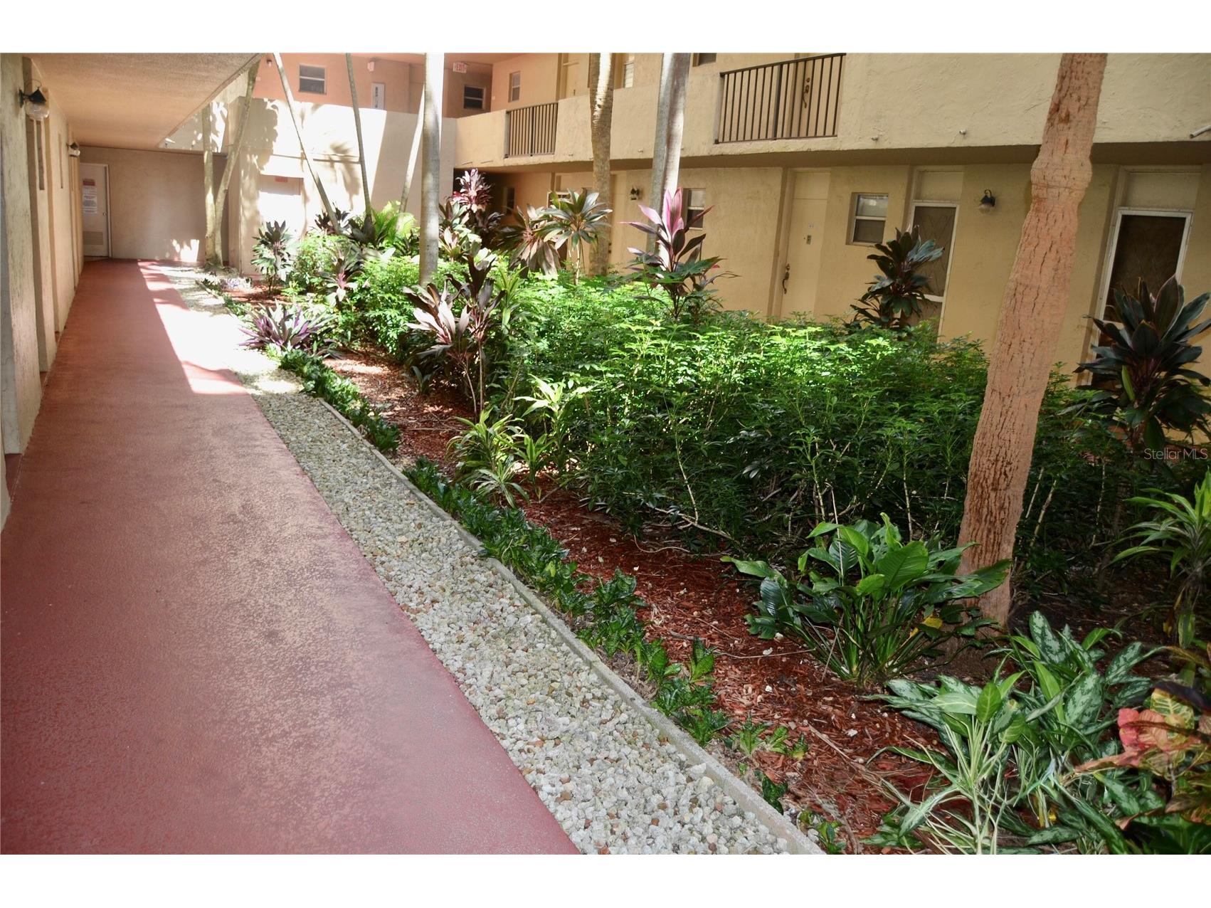 406 NW 68th Avenue #107 Plantation FL 33317 O6427234 image1