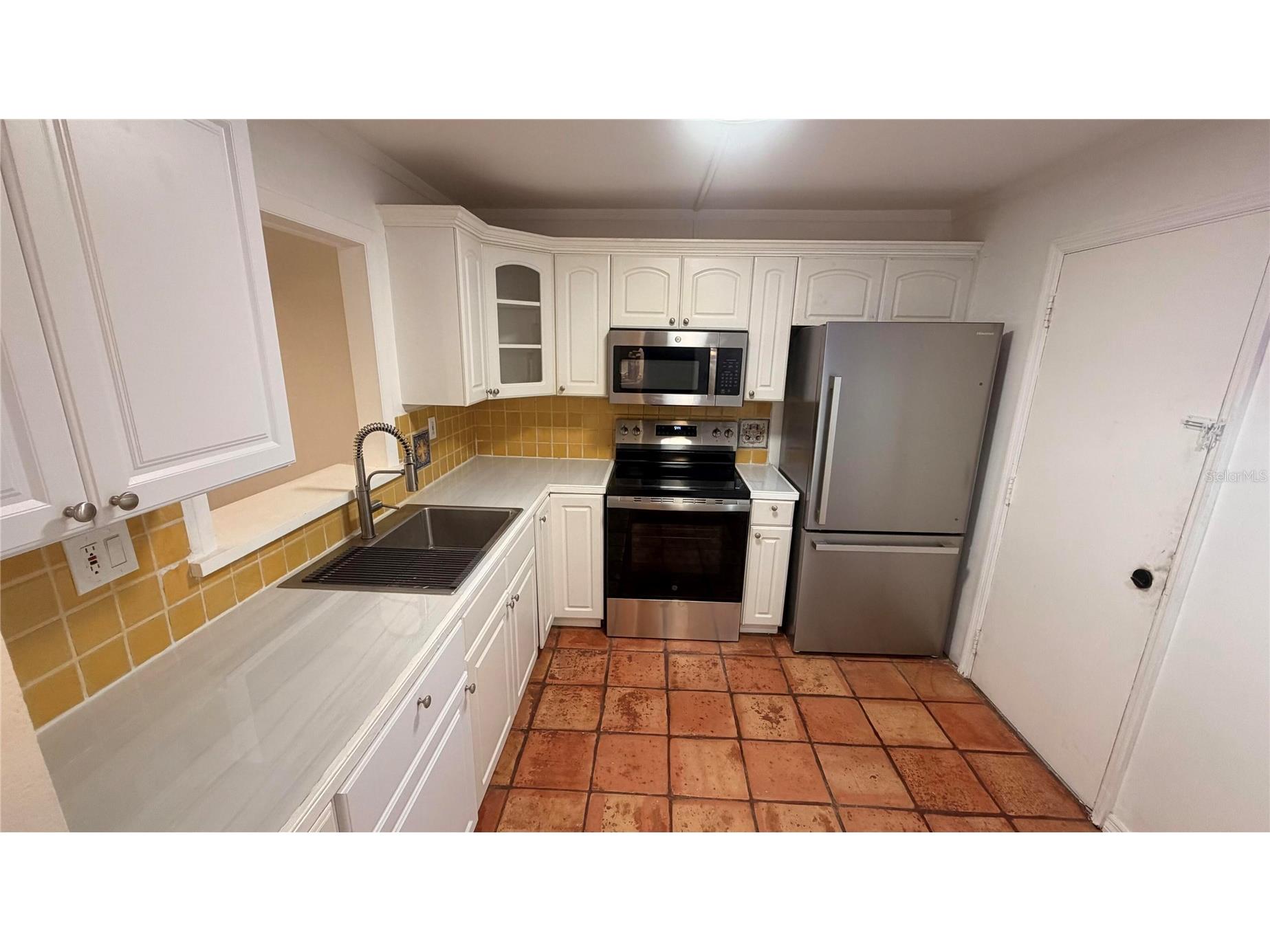406 NW 68th Avenue #107 Plantation FL 33317 O6427234 image2