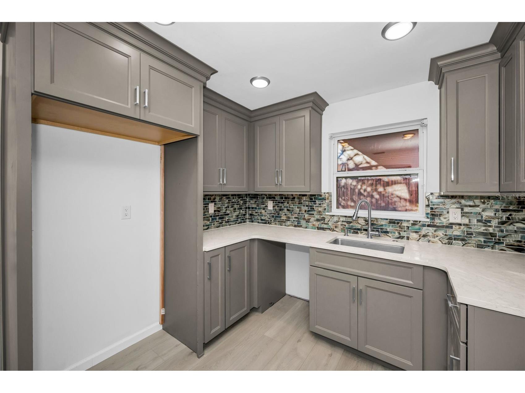 406 Orchid Lane Palm Harbor FL 34683 TB8466778 image10