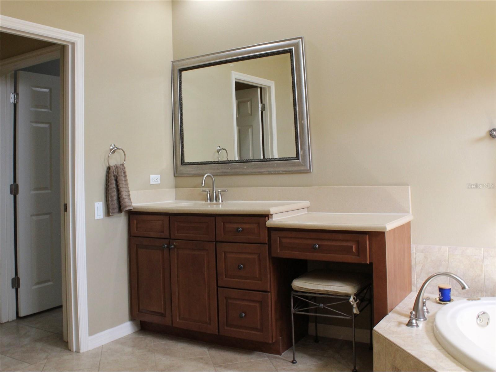 406 Petrel Trail Bradenton FL 34212 A4685414 image12