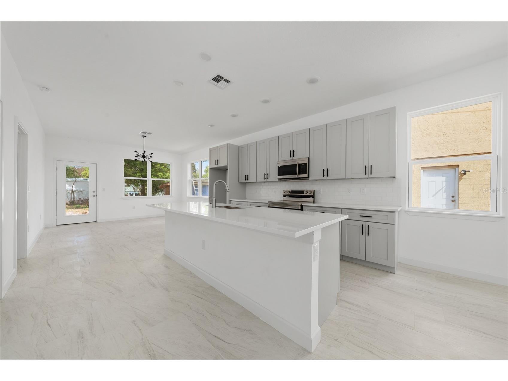 406 S Observatory Drive Orlando FL 32835 O6401638 image4