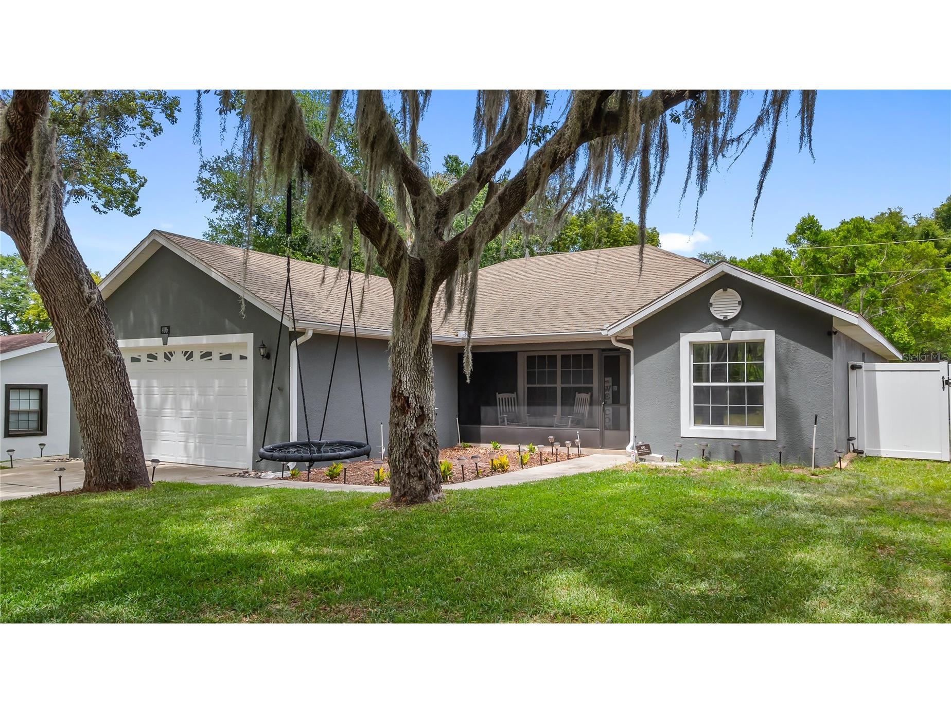 406 S Palm Avenue Howey In The Hills FL 34737 - LITTLE LAKE HARRIS O6416440 image2