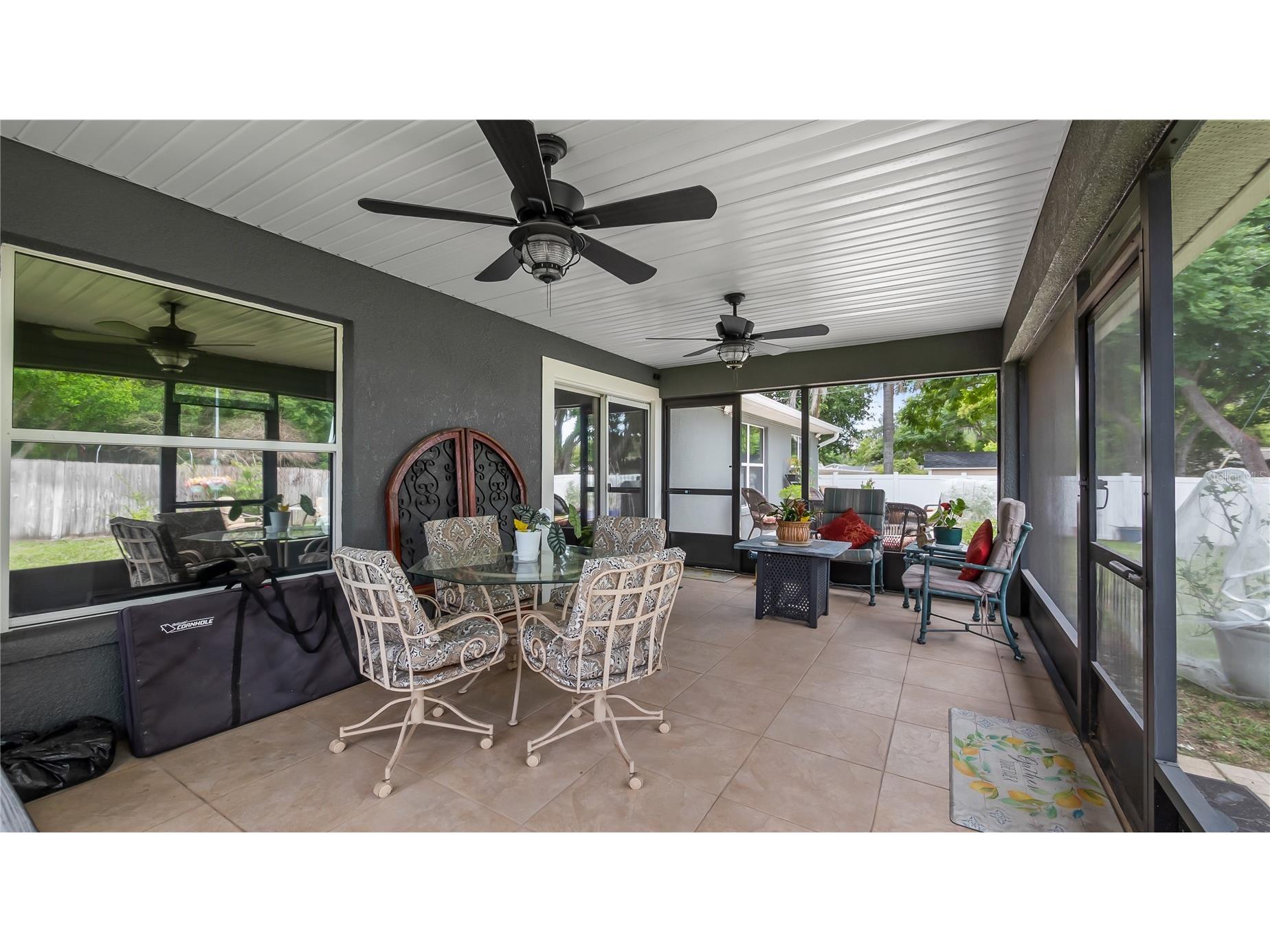 406 S Palm Avenue Howey In The Hills FL 34737 - LITTLE LAKE HARRIS O6416440 image29