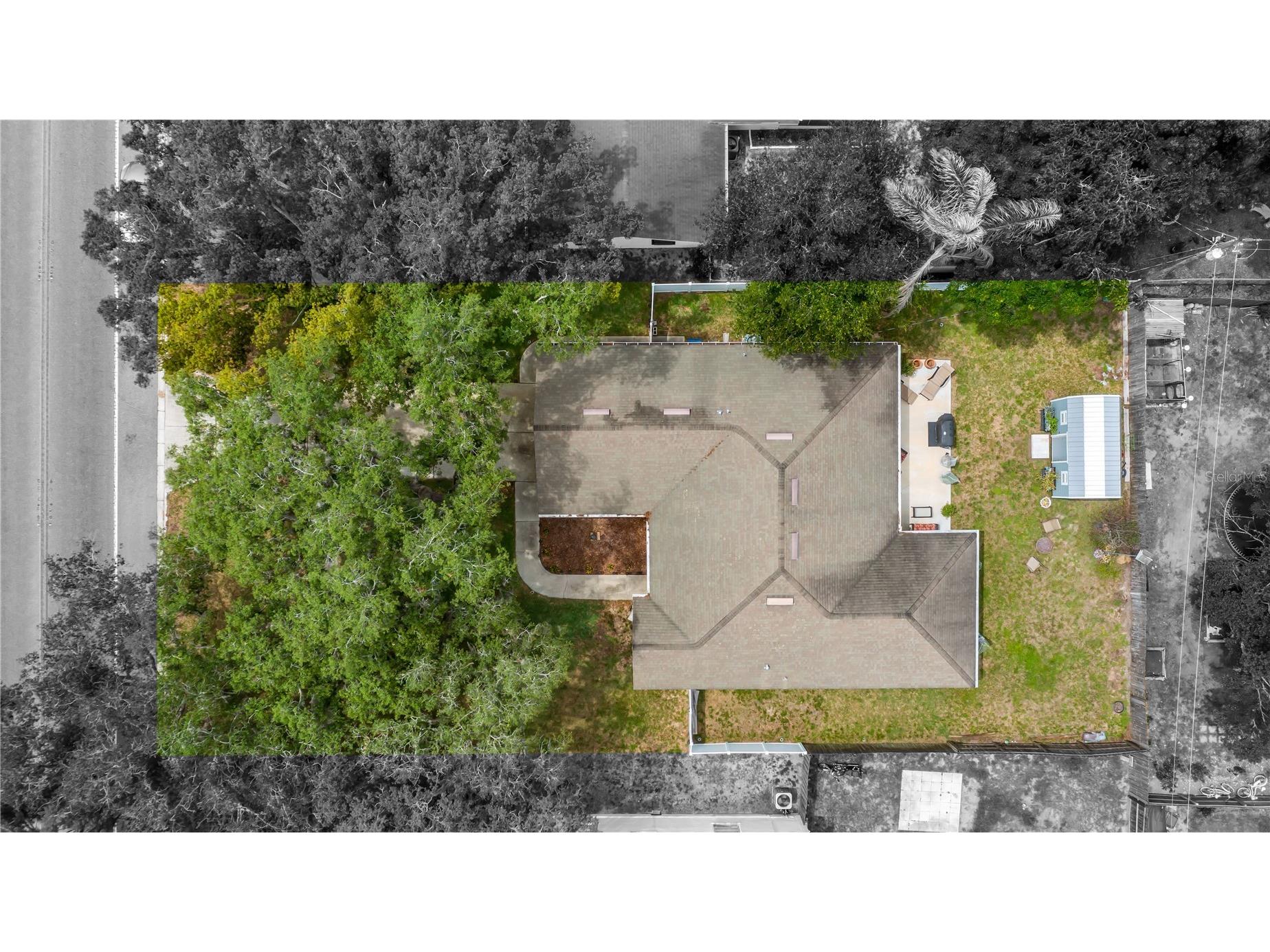406 S Palm Avenue Howey In The Hills FL 34737 - LITTLE LAKE HARRIS O6416440 image35