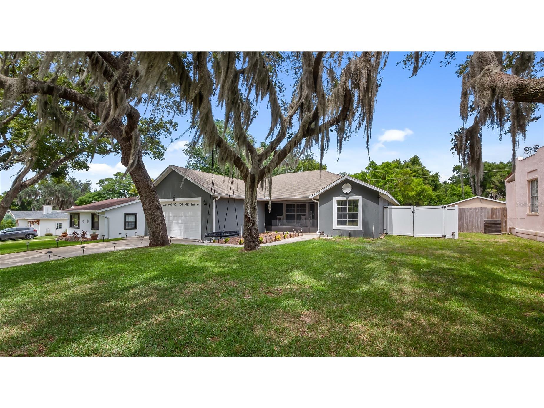 406 S Palm Avenue Howey In The Hills FL 34737 - LITTLE LAKE HARRIS O6416440 image38