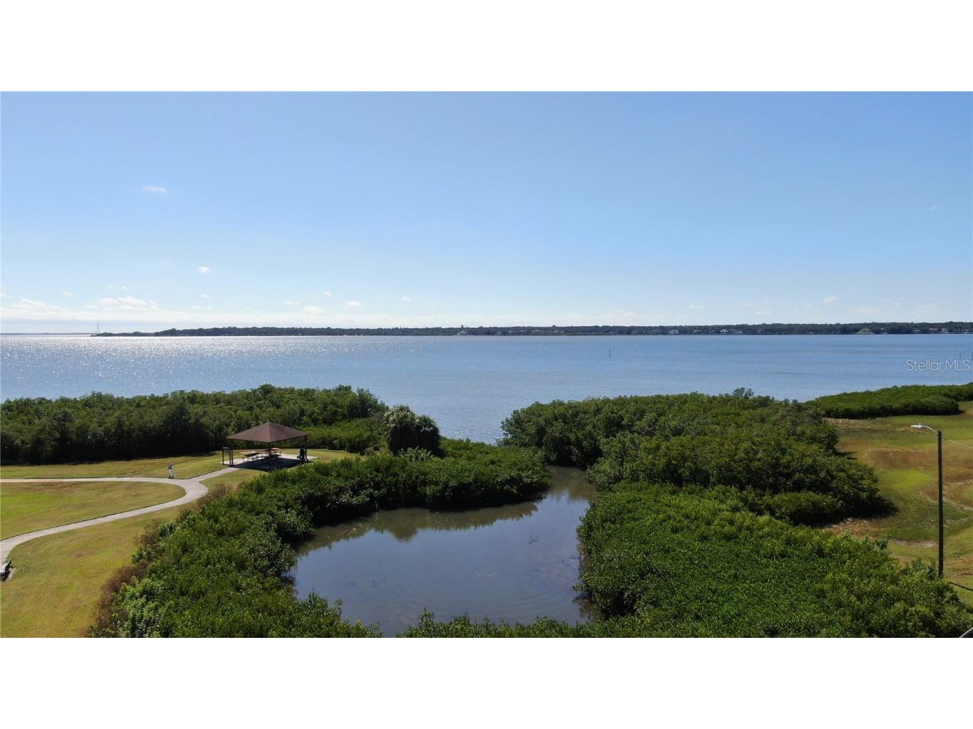 406 Shore Drive W Oldsmar FL 34677 TB8445214 image3