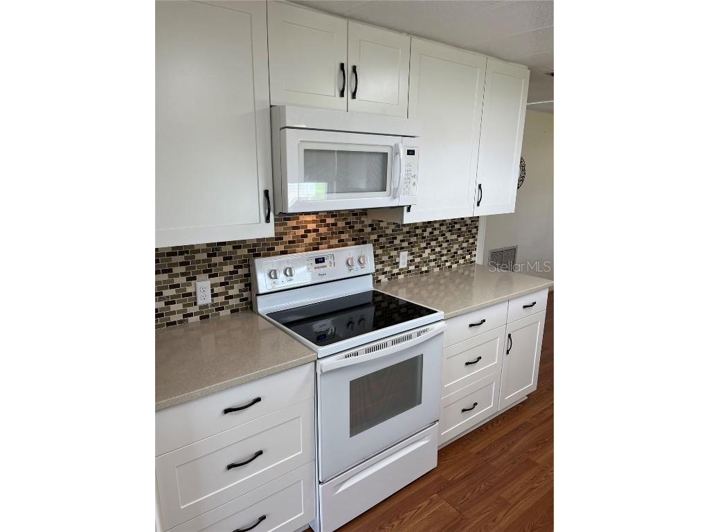 406 Trento Venice FL 34285 N6133817 image11