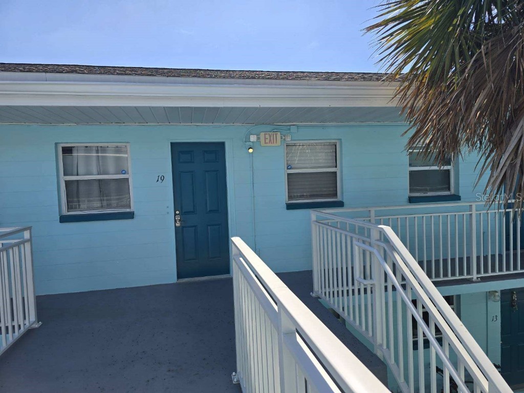 406 Tyler Avenue #19 Cape Canaveral FL 32920 V4945402 image13